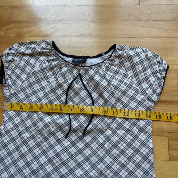 Burberry Girls' Plaid Puff Sleeve Blouse Size 140A - Picture 2 of 9